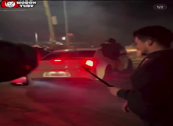 Video :Karma for jerks who believe they own the road